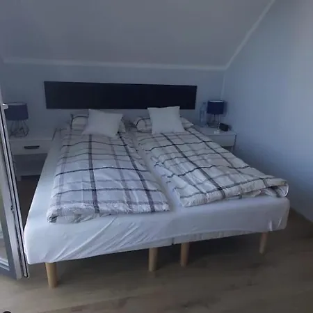 بيت خشبي Puszek