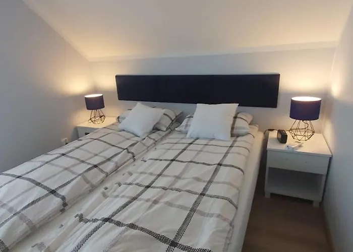 Puszek Деревянный коттедж Леба